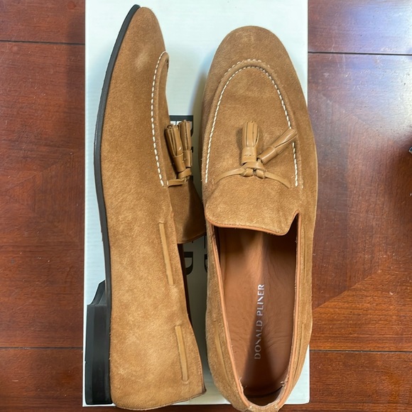 NWT Donald Pliner Suede Saddle Loafer - Picture 1 of 7
